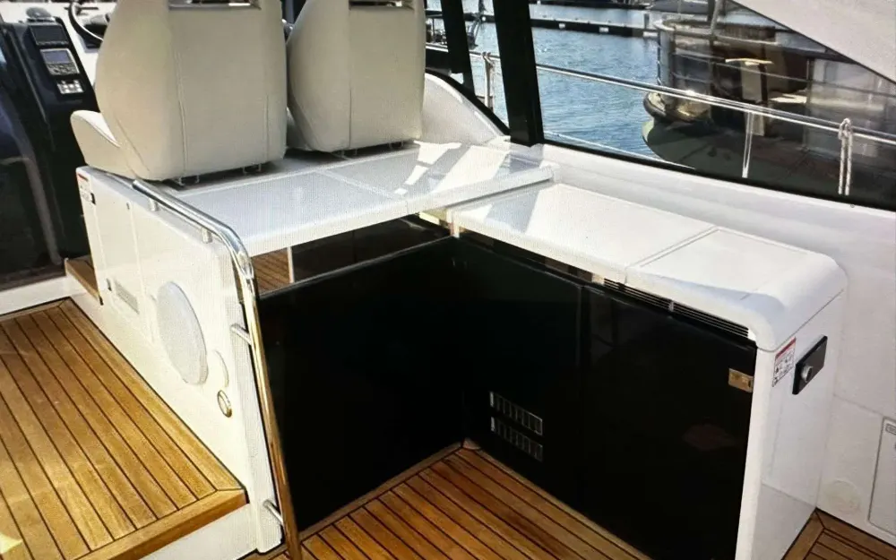slider 10 Fairline Targa 48