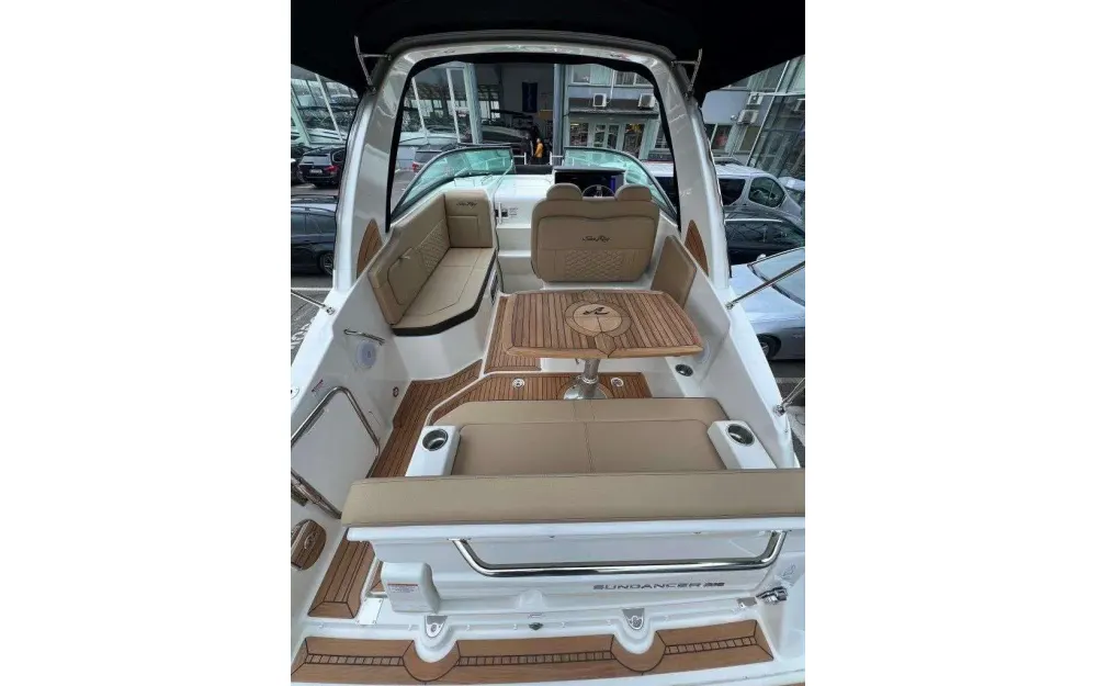 slider 1 Sea Ray Sundancer 265