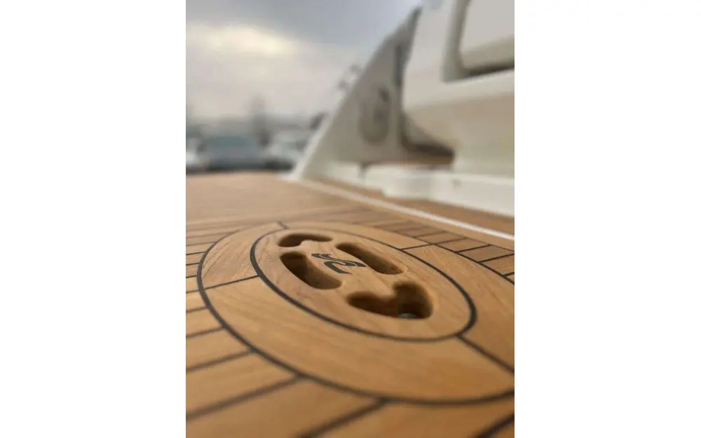 slider 3 Sea Ray Sundancer 265