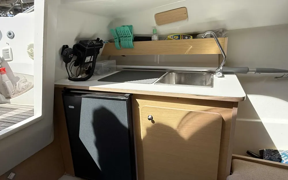 slider 15 Beneteau Flyer 750 Sun Deck
