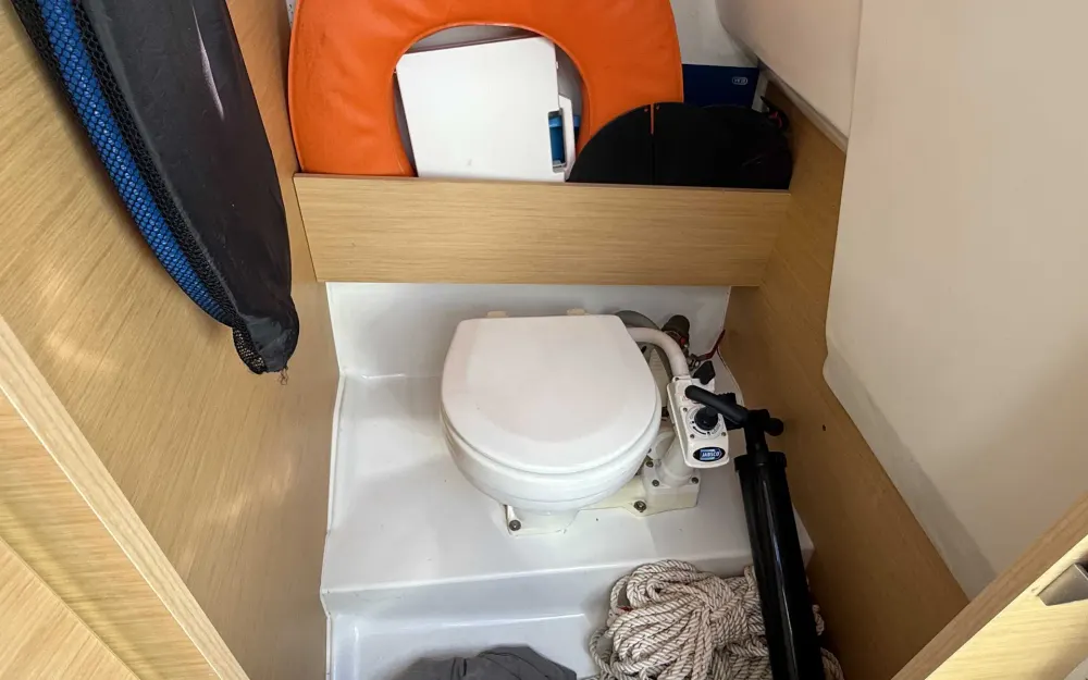slider 16 Beneteau Flyer 750 Sun Deck