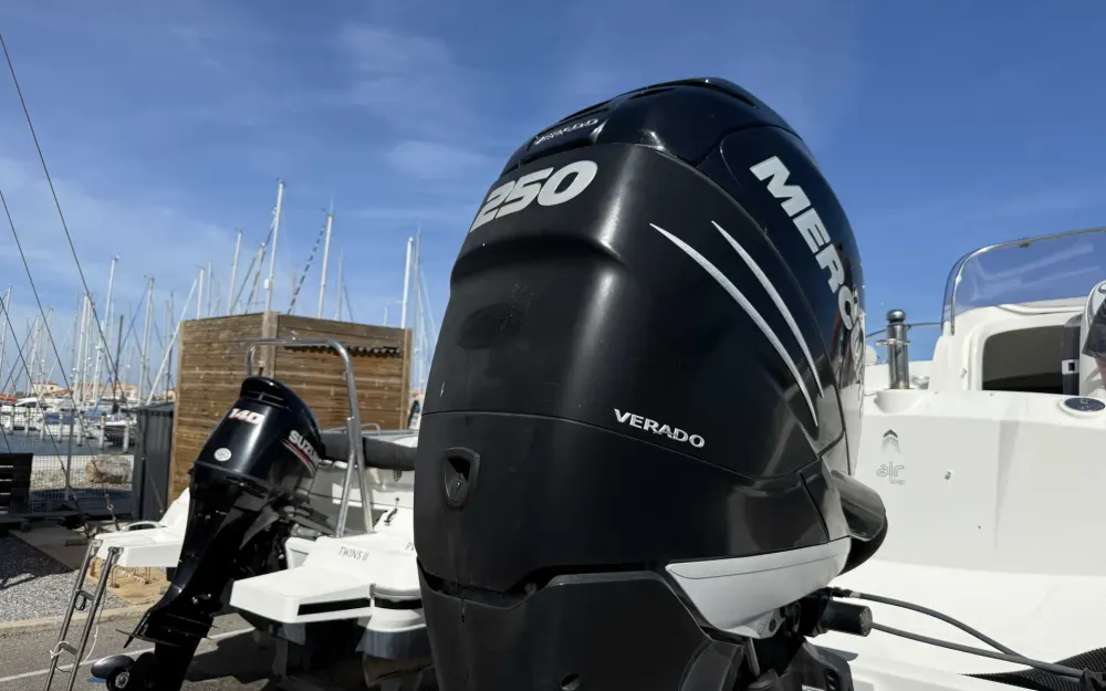 slider 18 Beneteau Flyer 750 Sun Deck