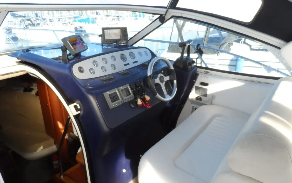 slider 19 Sealine  S 28