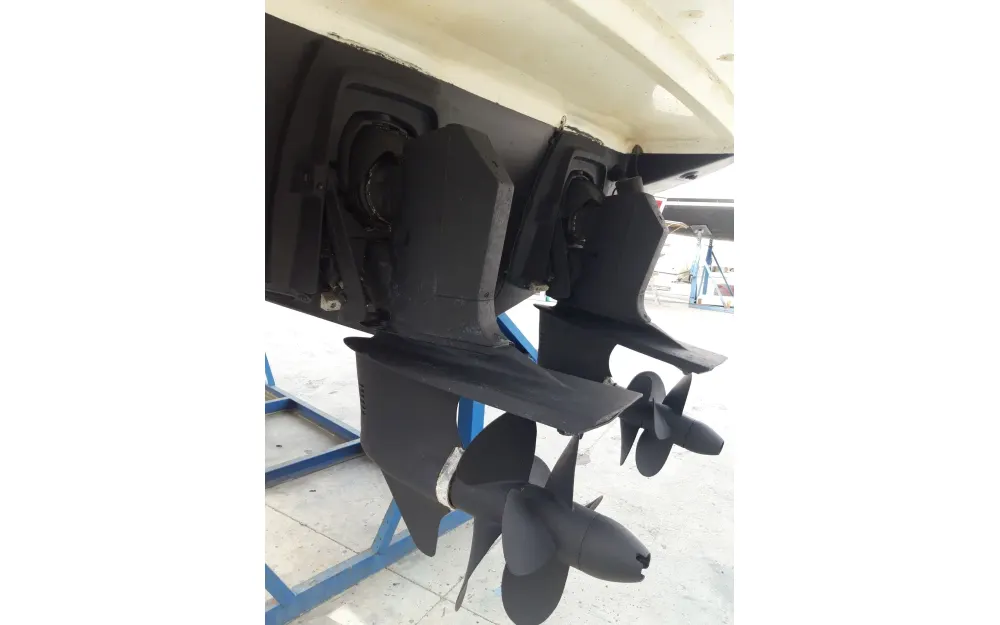slider 25 Sealine  S 28