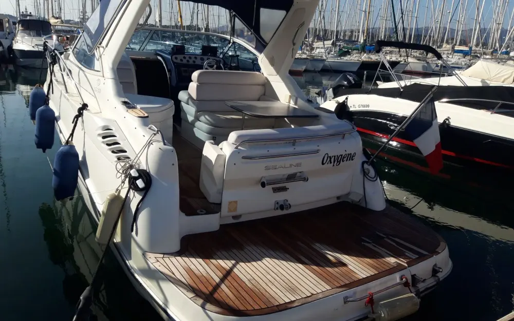 slider 26 Sealine  S 28