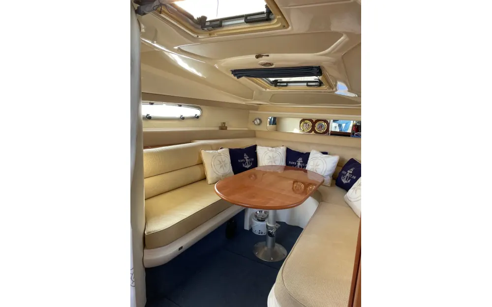 slider 2 Sealine  S 28