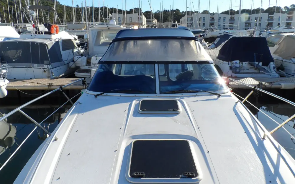 slider 4 Sealine  S 28