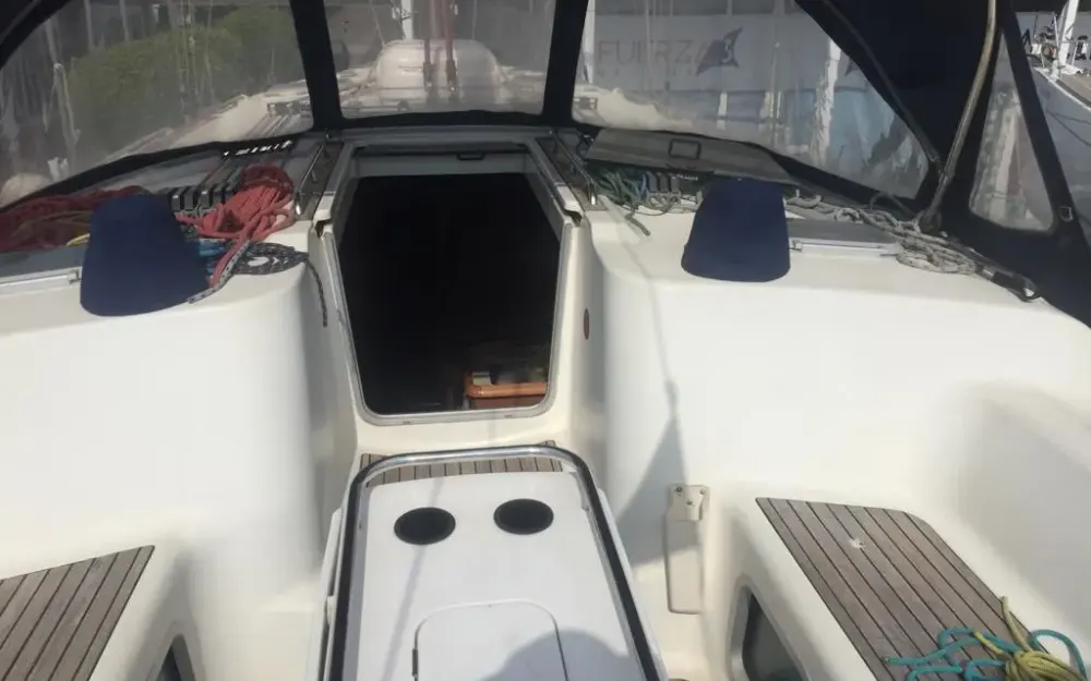slider 12 Jeanneau Sun Odyssey 43