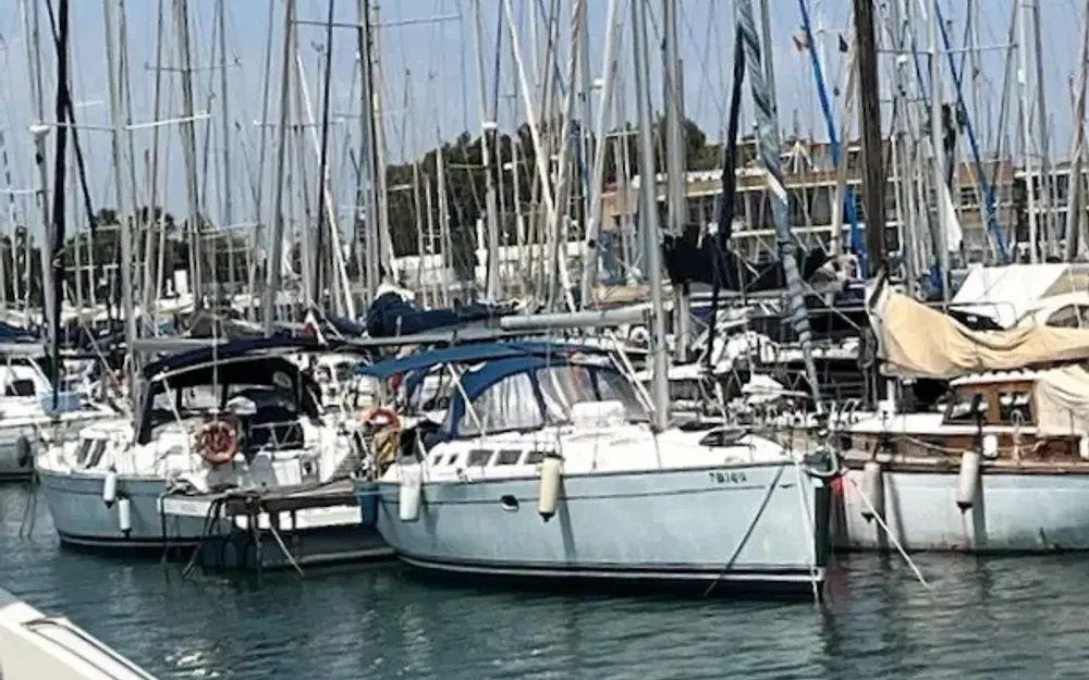 slider 2 Jeanneau Sun Odyssey 43