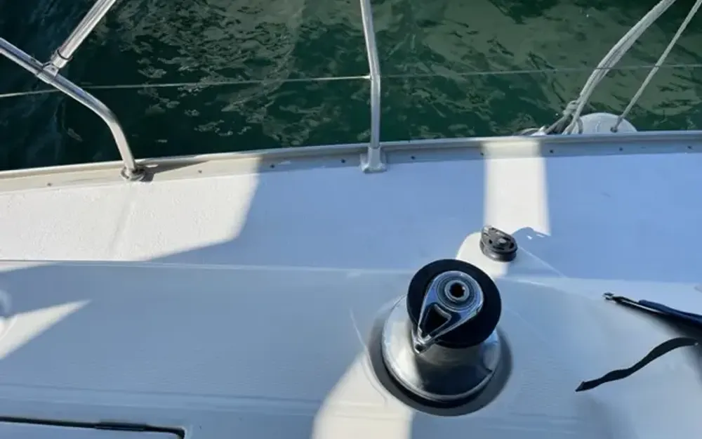slider 7 Jeanneau Sun Odyssey 43