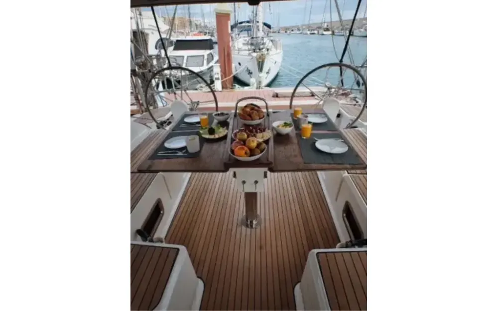 slider 10 Bavaria  51 Cruiser