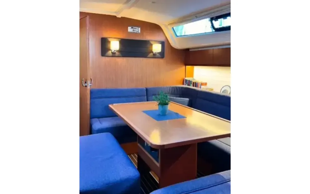 slider 11 Bavaria  51 Cruiser