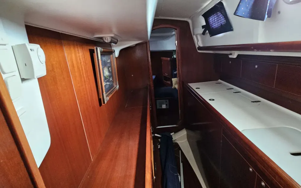 slider 12 Beneteau Oceanis 42 CC