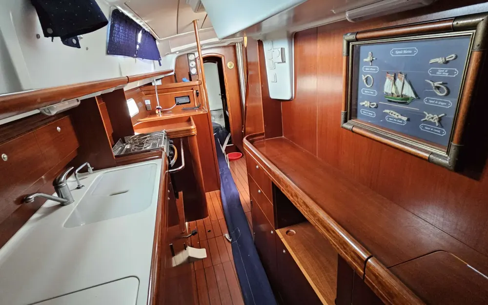 slider 15 Beneteau Oceanis 42 CC