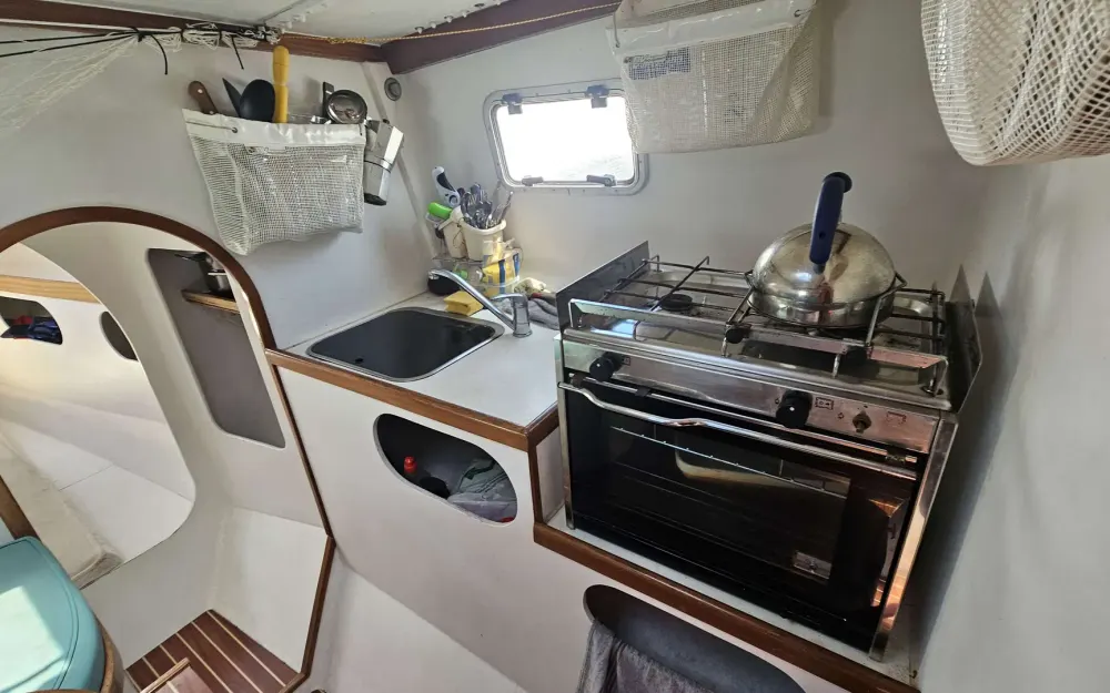 slider 11 Lerouge Yachts Design Pulsar 33
