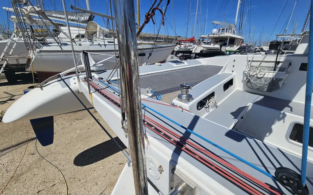 slider 3 Lerouge Yachts Design Pulsar 33