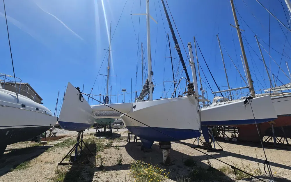 slider 5 Lerouge Yachts Design Pulsar 33