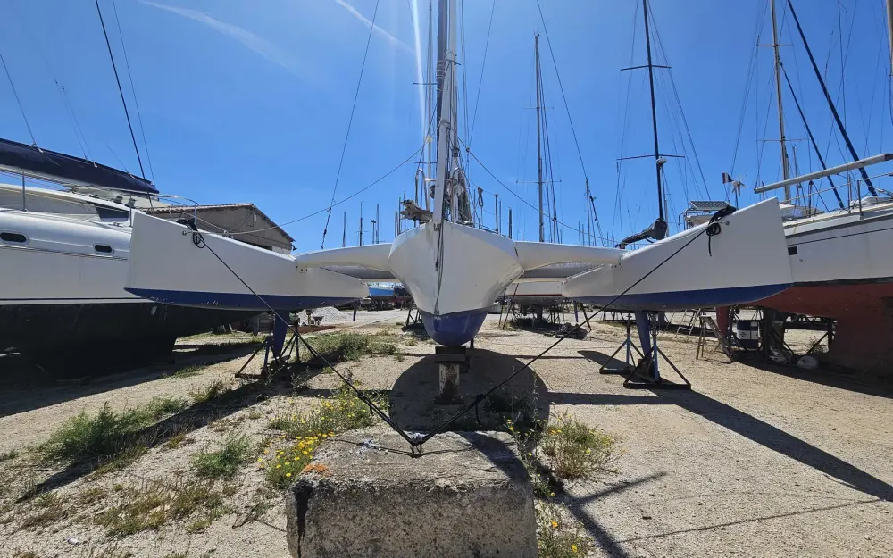 slider 6 Lerouge Yachts Design Pulsar 33