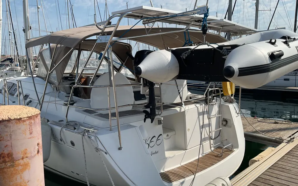 slider 2 Beneteau Oceanis 46