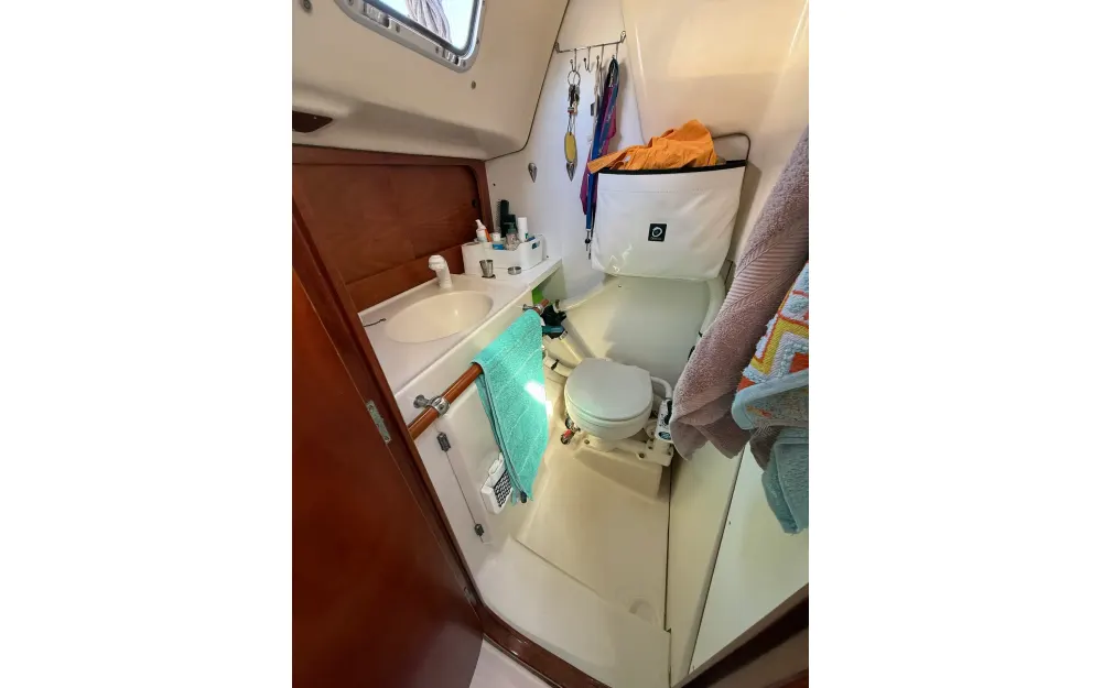 slider 12 Beneteau Oceanis 281