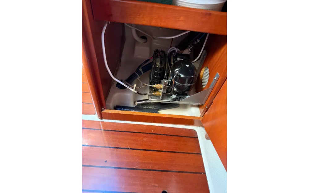slider 15 Beneteau Oceanis 281