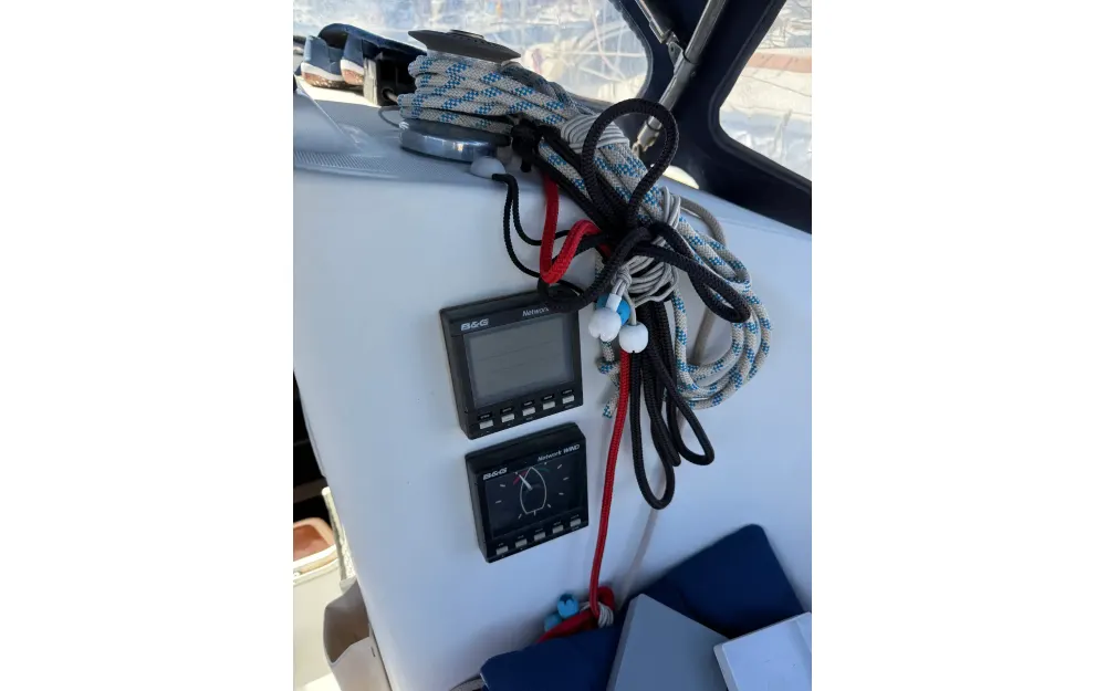 slider 3 Beneteau Oceanis 281