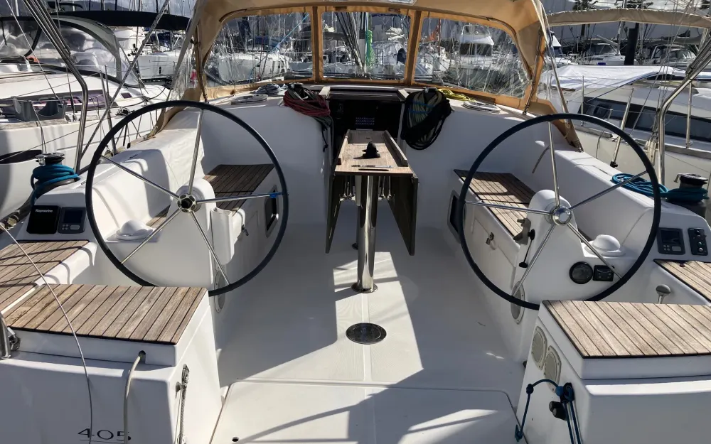 slider 1 Dufour  405 Grand Large
