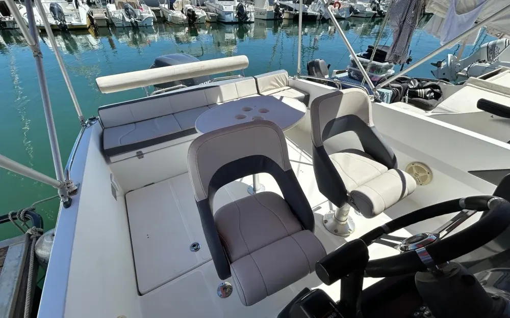 slider 9 Beneteau Flyer 6.6 SPACEdeck