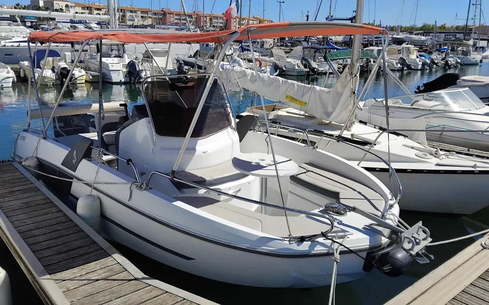 slider 3 Beneteau Flyer 6.6 SPACEdeck