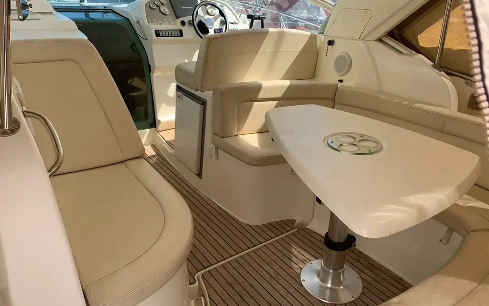 slider 5 Jeanneau Prestige 30