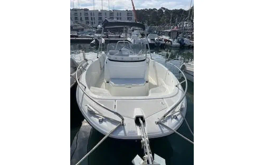 slider 0 Jeanneau Cap Camarat 6.5 CC