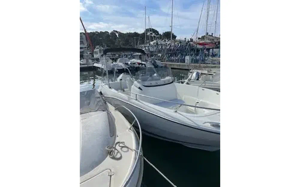 slider 1 Jeanneau Cap Camarat 6.5 CC