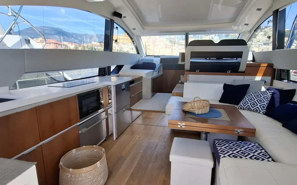 slider 1 Fairline Targa 50 Gran Turismo
