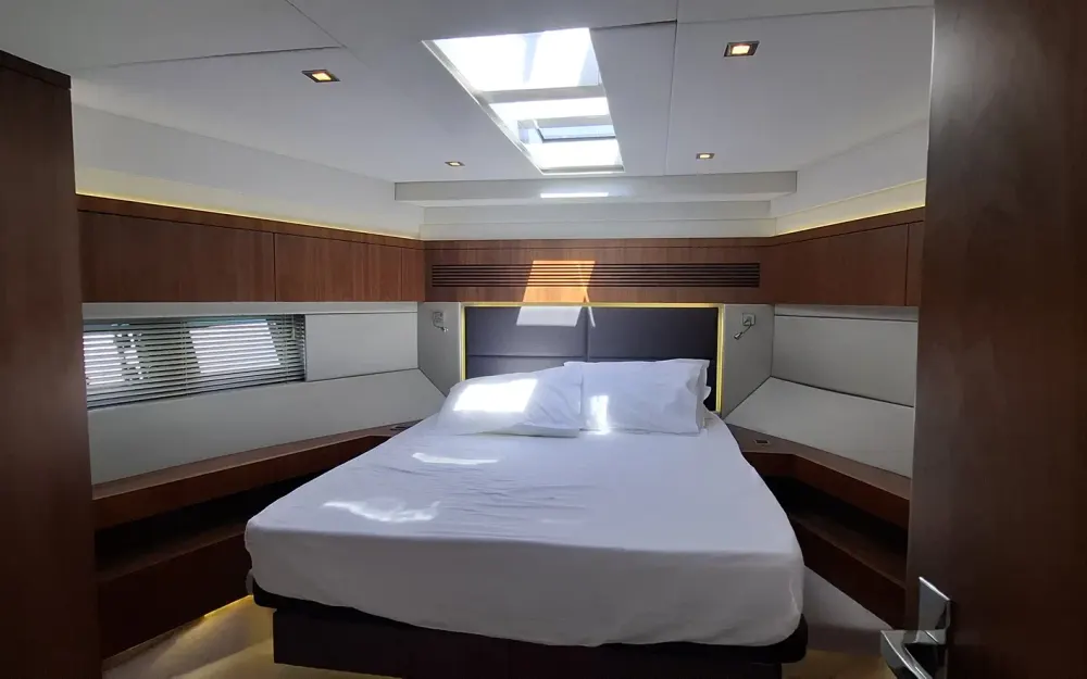 slider 3 Fairline Targa 50 Gran Turismo