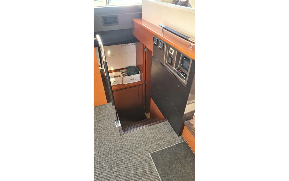 slider 11 Prestige Yachts 450 Fly