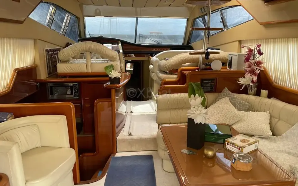 slider 8 Ferretti  53