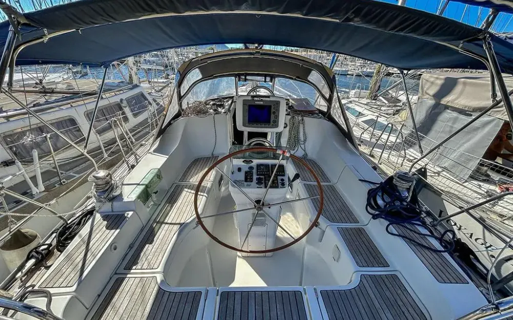 slider 1 Beneteau Oceanis 393 Clipper