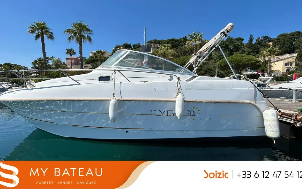slider 0 Beneteau Antares 701