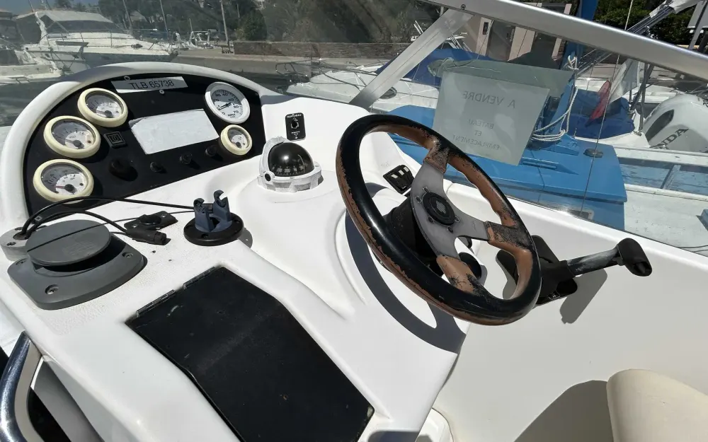 slider 7 Beneteau Antares 701