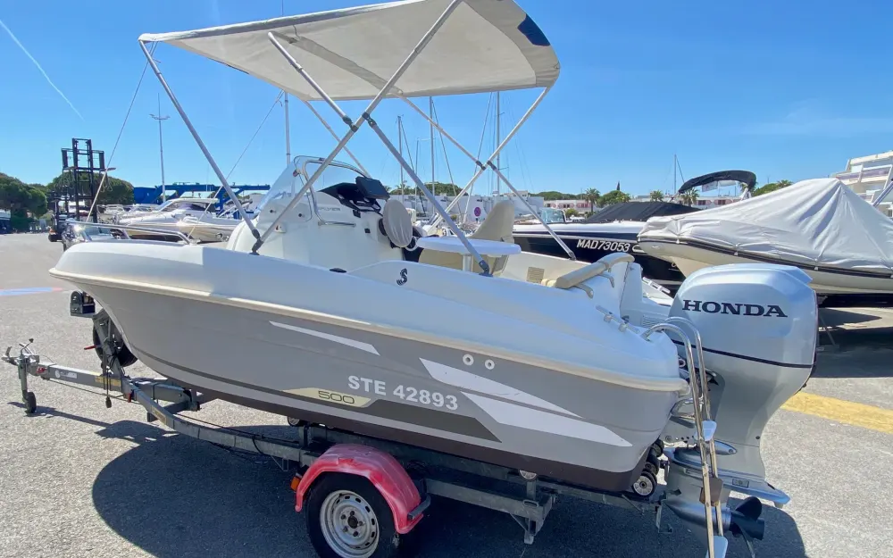 slider 0 Beneteau Flyer 500 Open