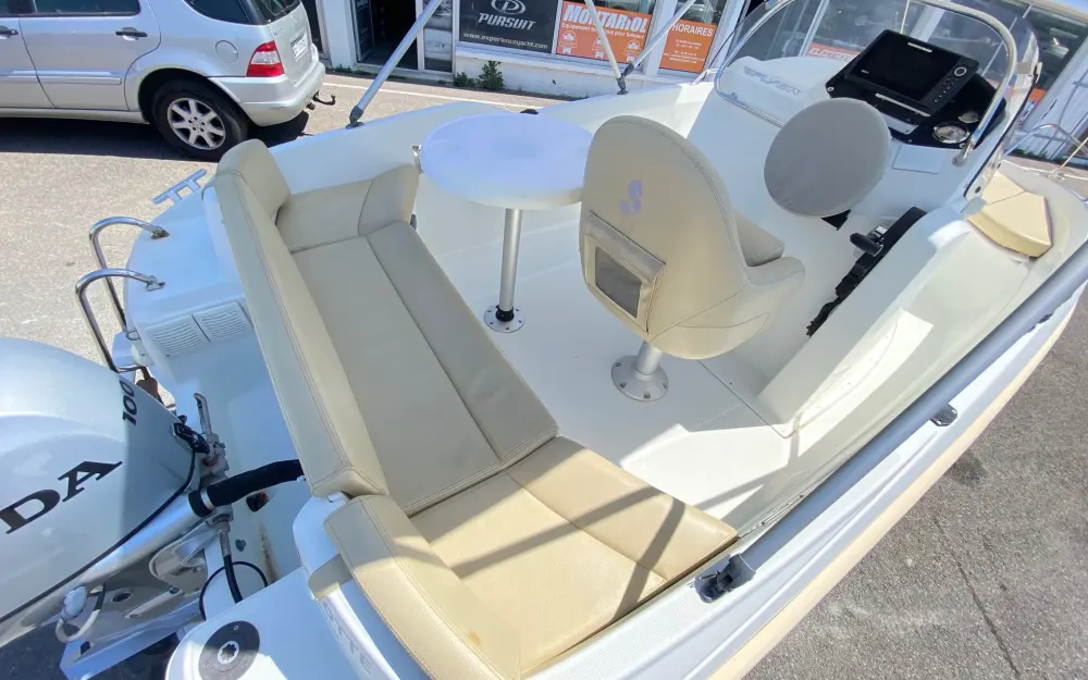 slider 4 Beneteau Flyer 500 Open