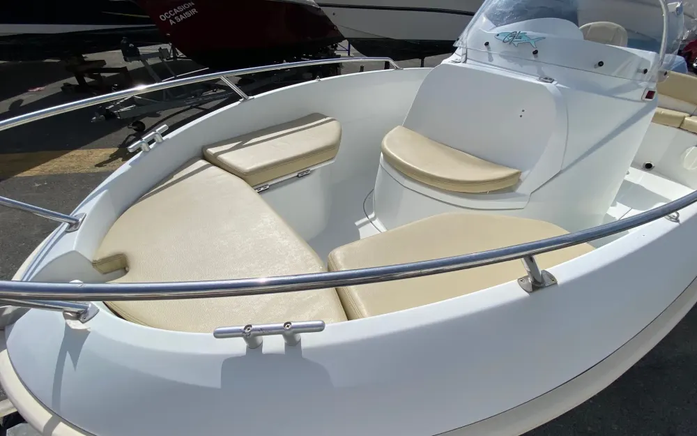 slider 8 Beneteau Flyer 500 Open