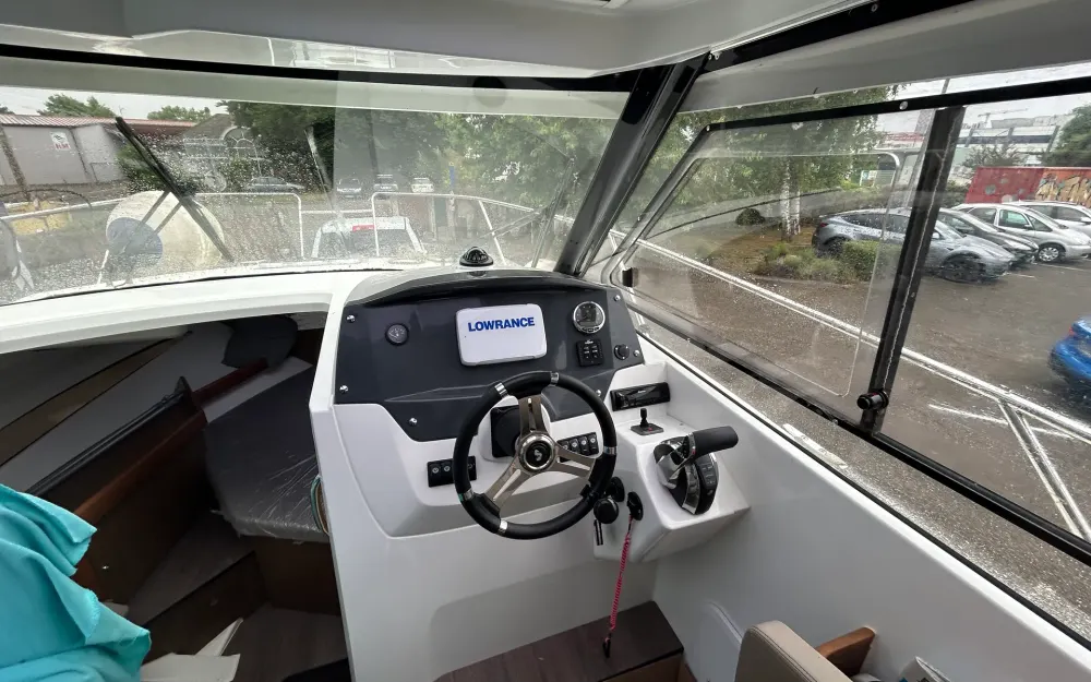 slider 2 Beneteau Antares 880