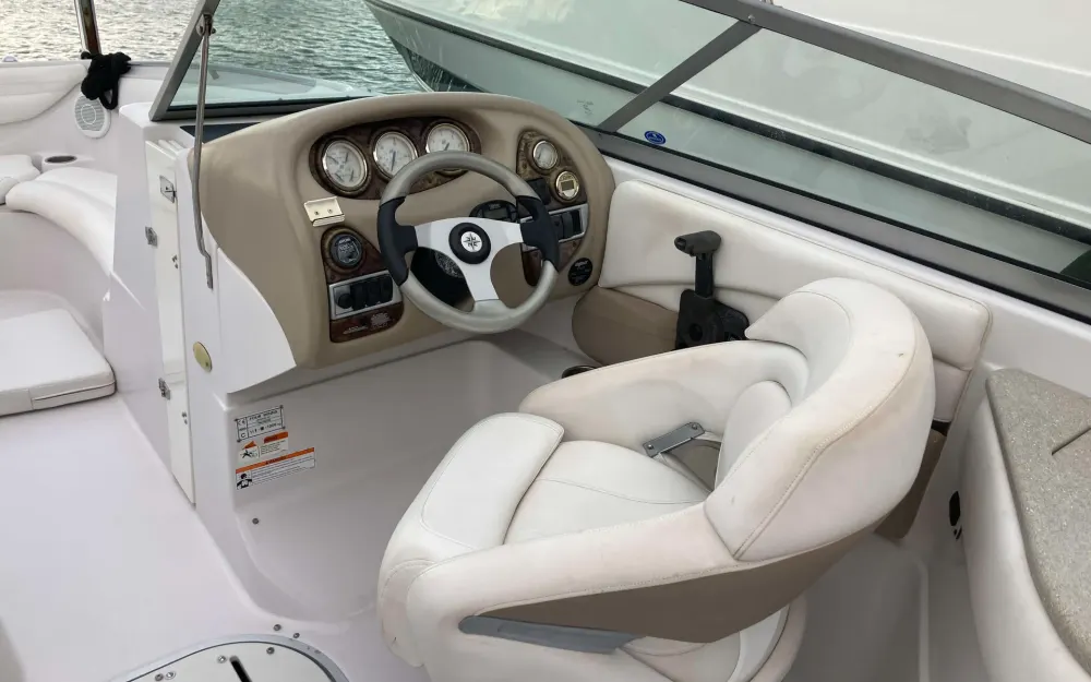 slider 1 Four Winns Horizon 260