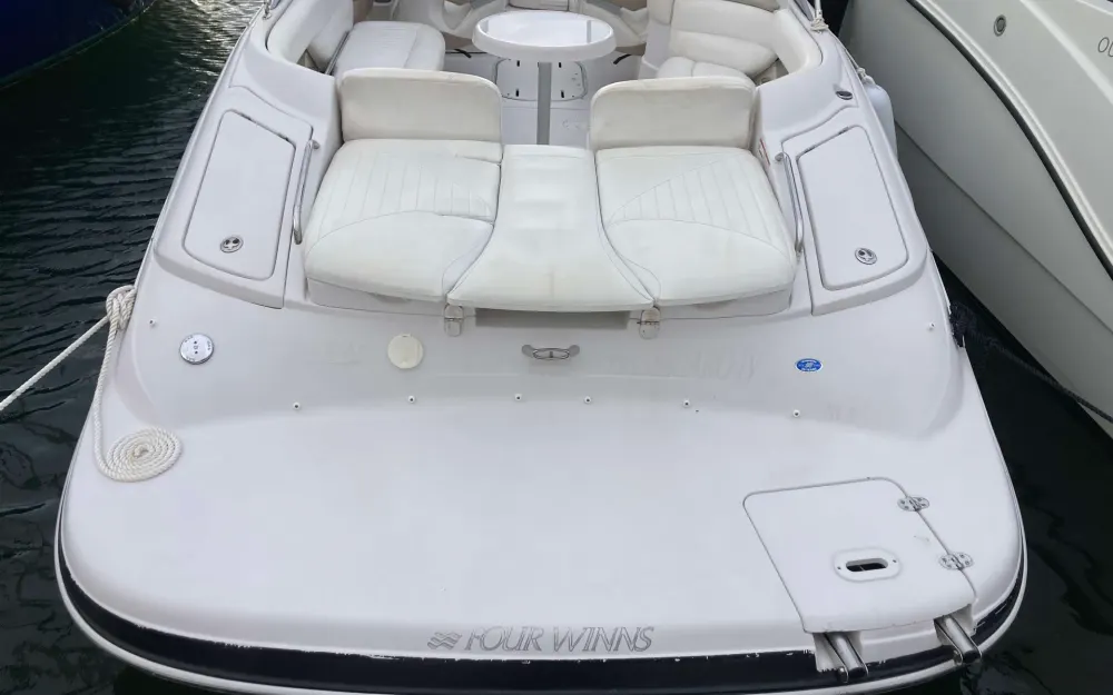 slider 2 Four Winns Horizon 260
