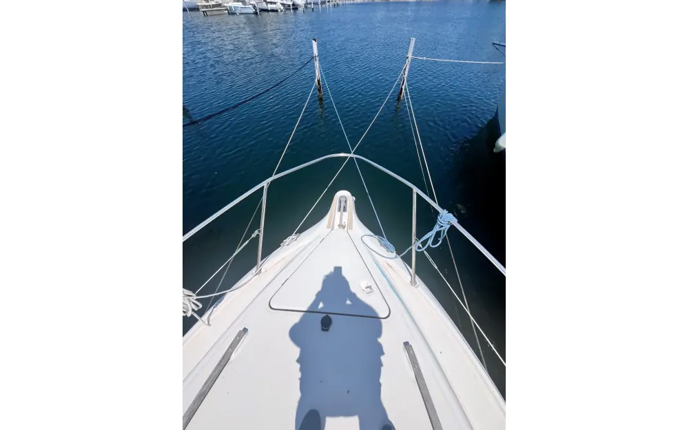 slider 12 Beneteau Antares 805