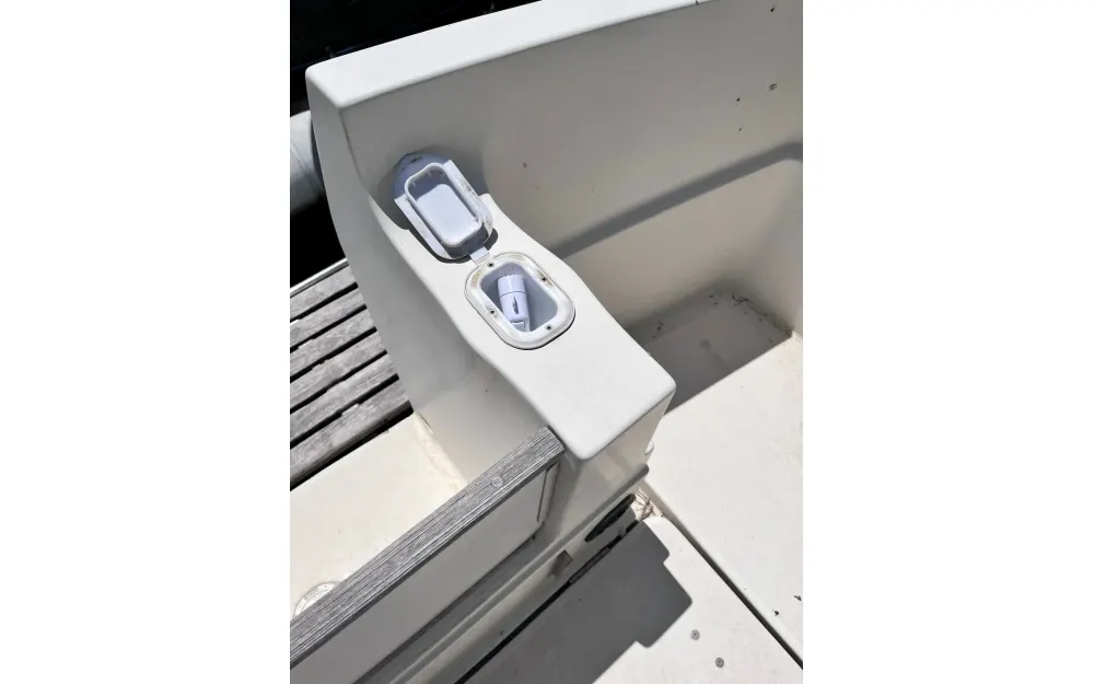 slider 18 Beneteau Antares 805