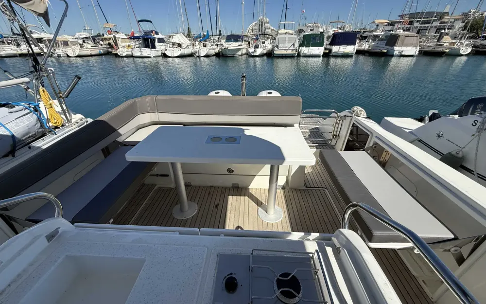slider 10 Jeanneau Cap Camarat 9.0 CC