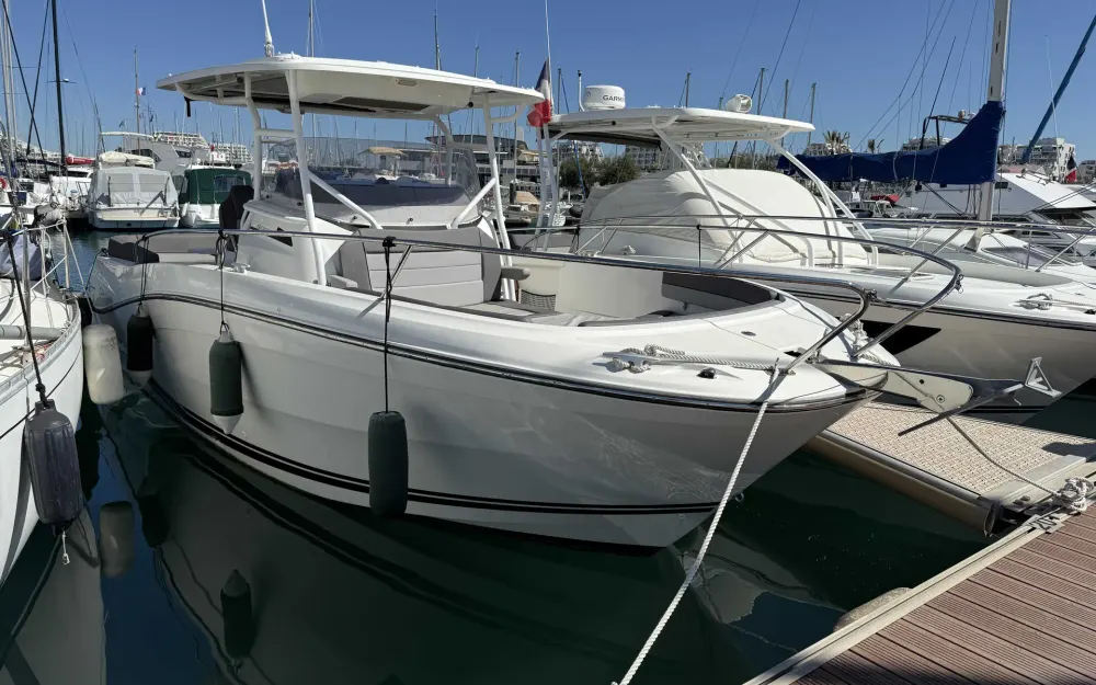 slider 18 Jeanneau Cap Camarat 9.0 CC