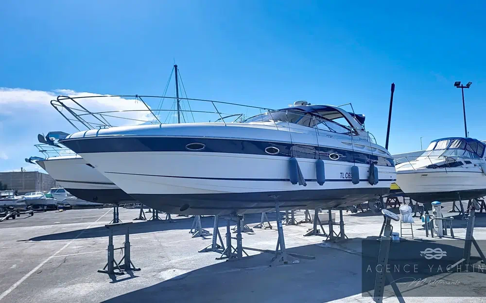 slider 6 Bavaria 35 Sport Hard Top